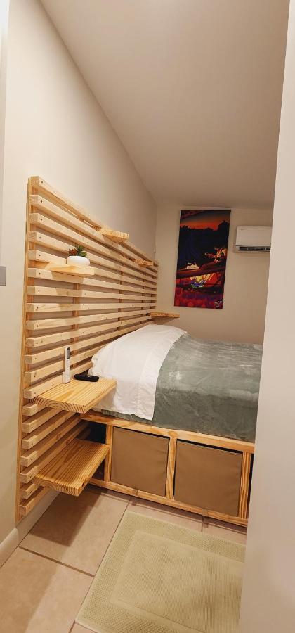 Private Aparment Studio In The Hard Of Miami Unit # 6 Opa-locka Exterior photo